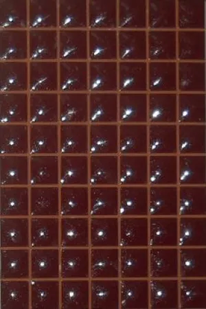Wavy Burdeos 20x30 / lesk